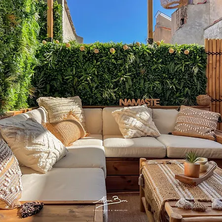 De Standing Bali 2 Chambres, Terrasse, Wifi, Hyper-centre Tulon